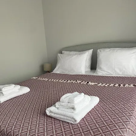 Trea Homes Marina Suites شقة مرمريس