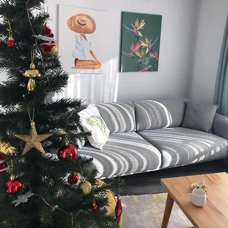 Trea Homes Marina Suites شقة *