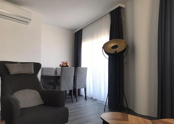 Trea Homes Marina 公寓 马尔马里斯