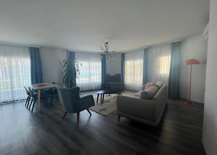 Trea Homes Marina * 马尔马里斯