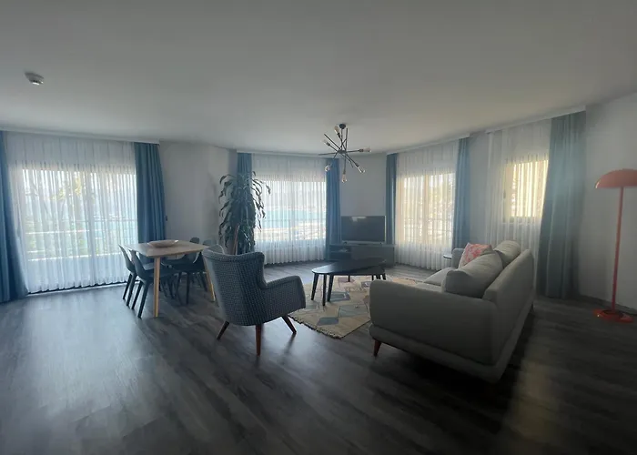 Trea Homes Marina * 马尔马里斯